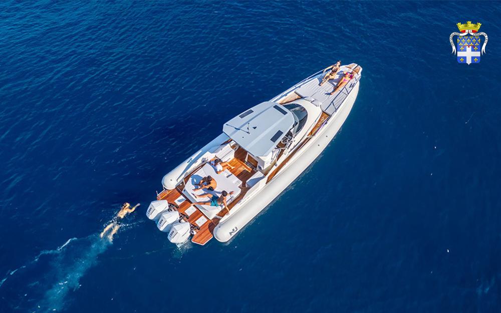 Boat rental in Antibes