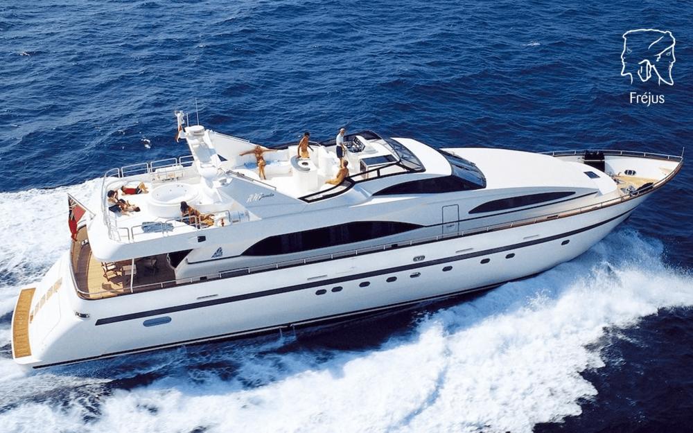 Croisières en mer sur un Yacht à Fréjus