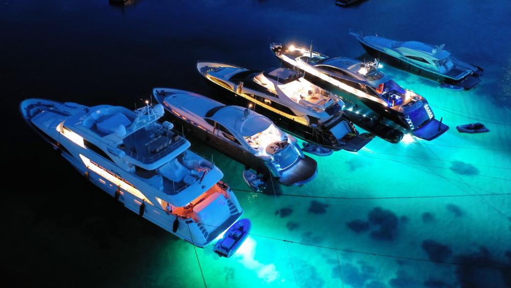 Birthday party at sea on a yacht or a multihull catamaran in Saint-Raphaël