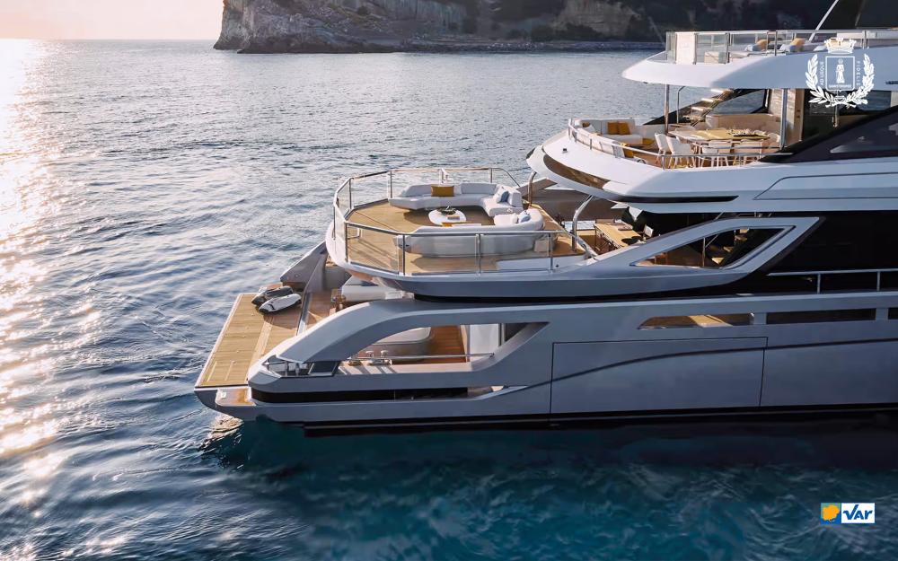 Soirée en mer sur un Yacht à Saint-Tropez