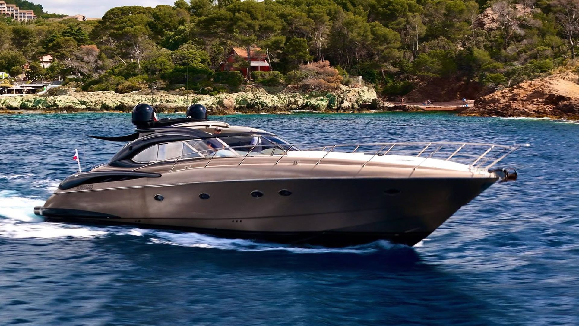 Location yachts PREDATOR 60 Refit 2025