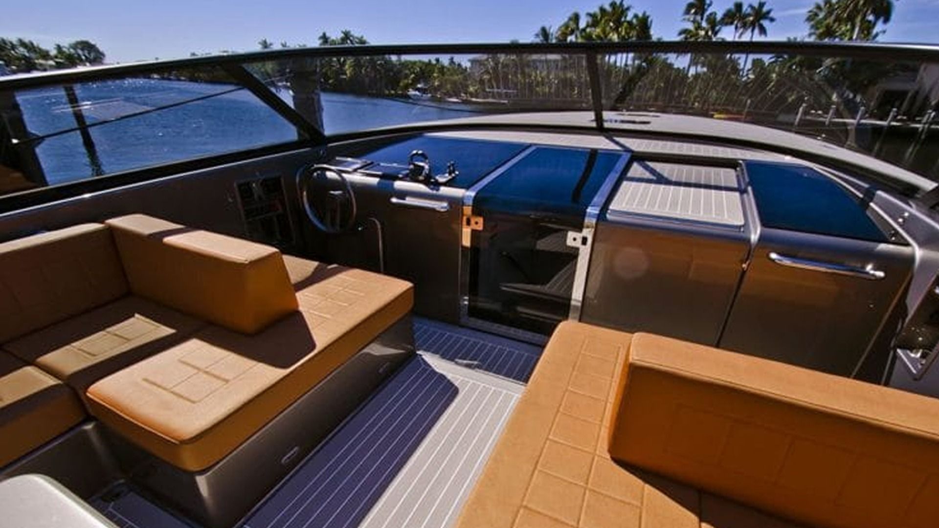 Rental rental VAN DUTCH 55