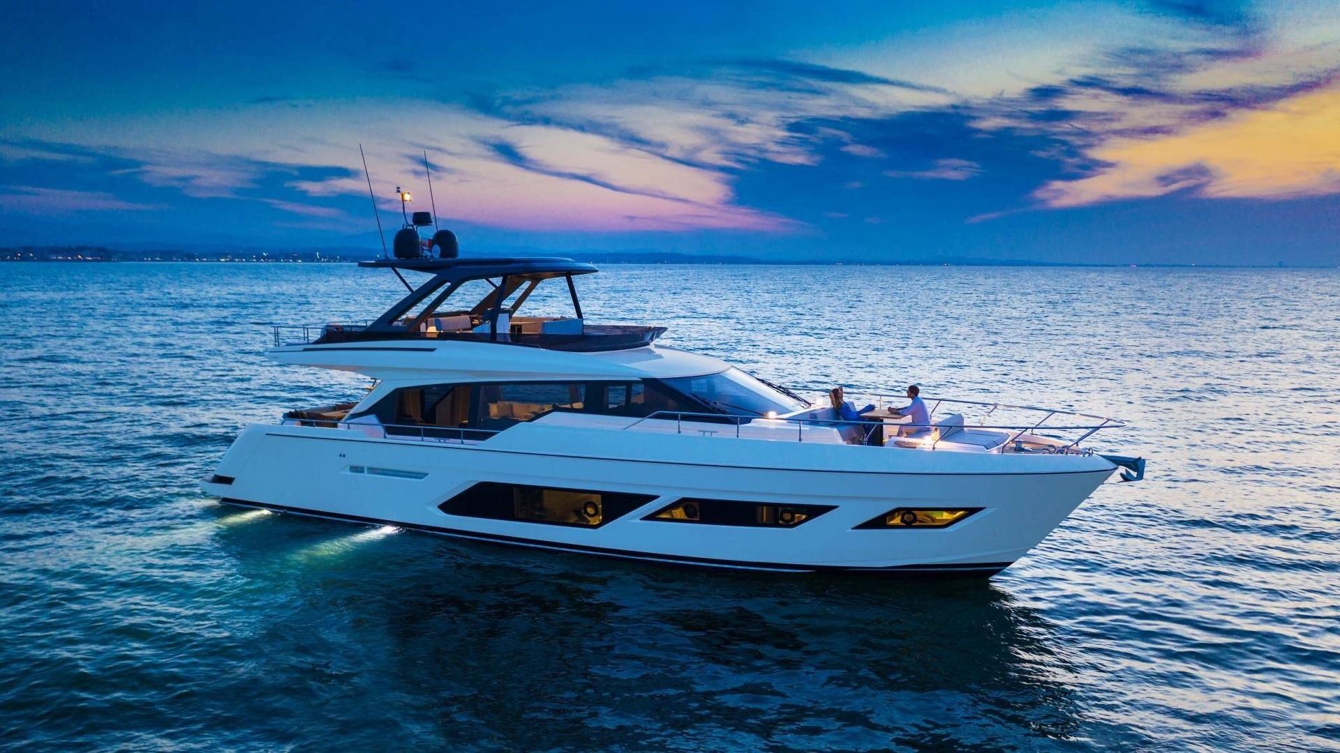 Rental rental Ferretti 720