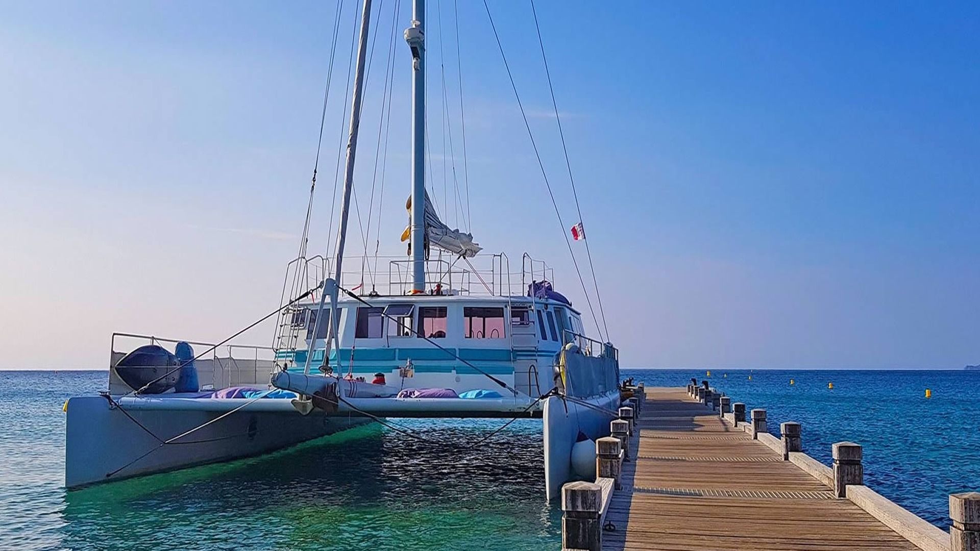 Location catamarans CATAMARAN XT 28