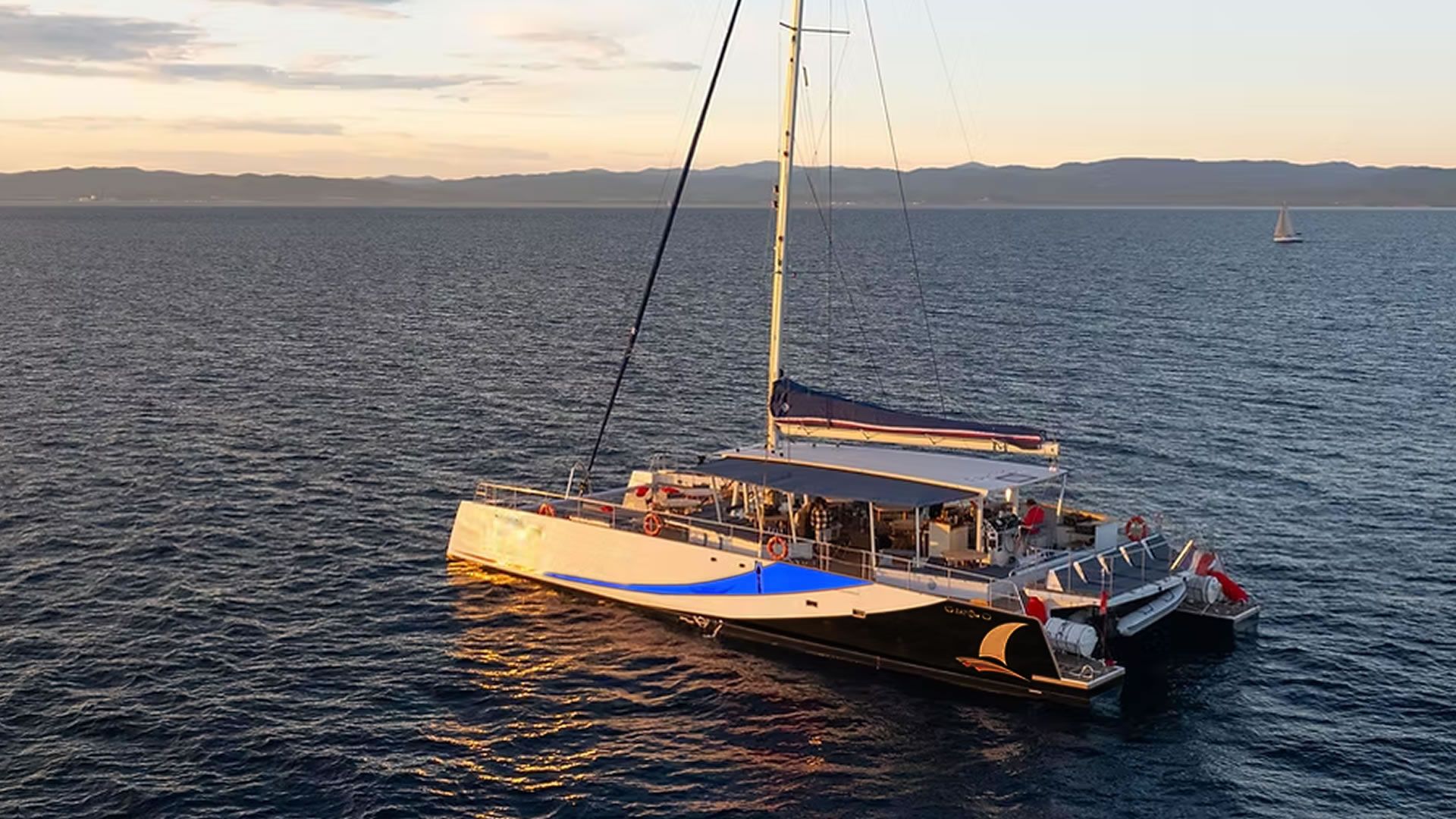Location location CATAMARAN XT 40