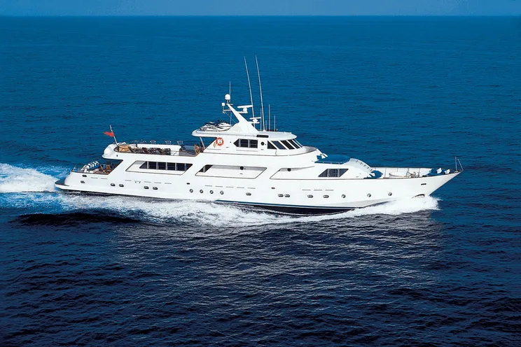 Location yachts Ancona 132