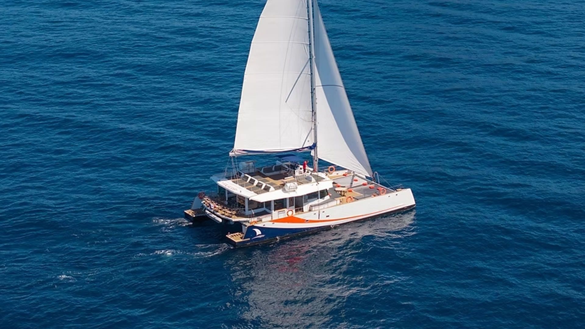 Location catamarans CATAMARAN XT 100