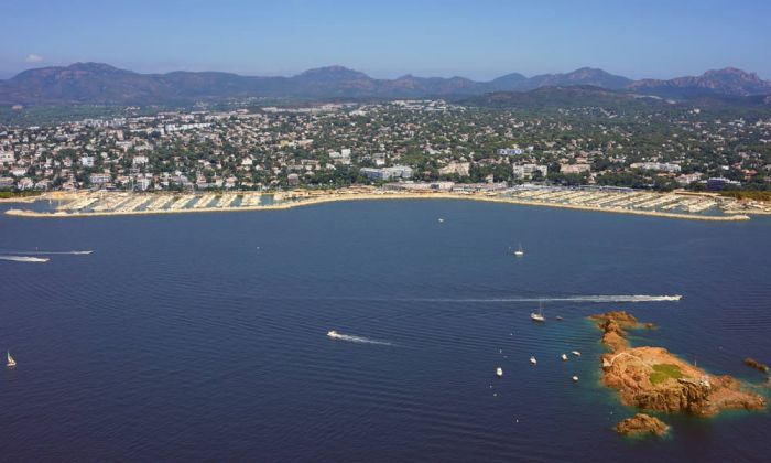 Port Santa Lucia (Saint-Raphael)