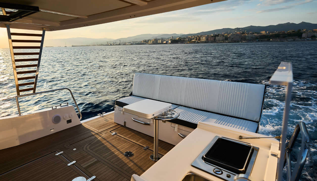 Rental rental Northman Trawler 1300