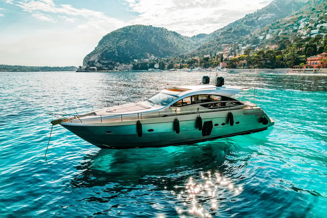 Rental rental PERSHING 64