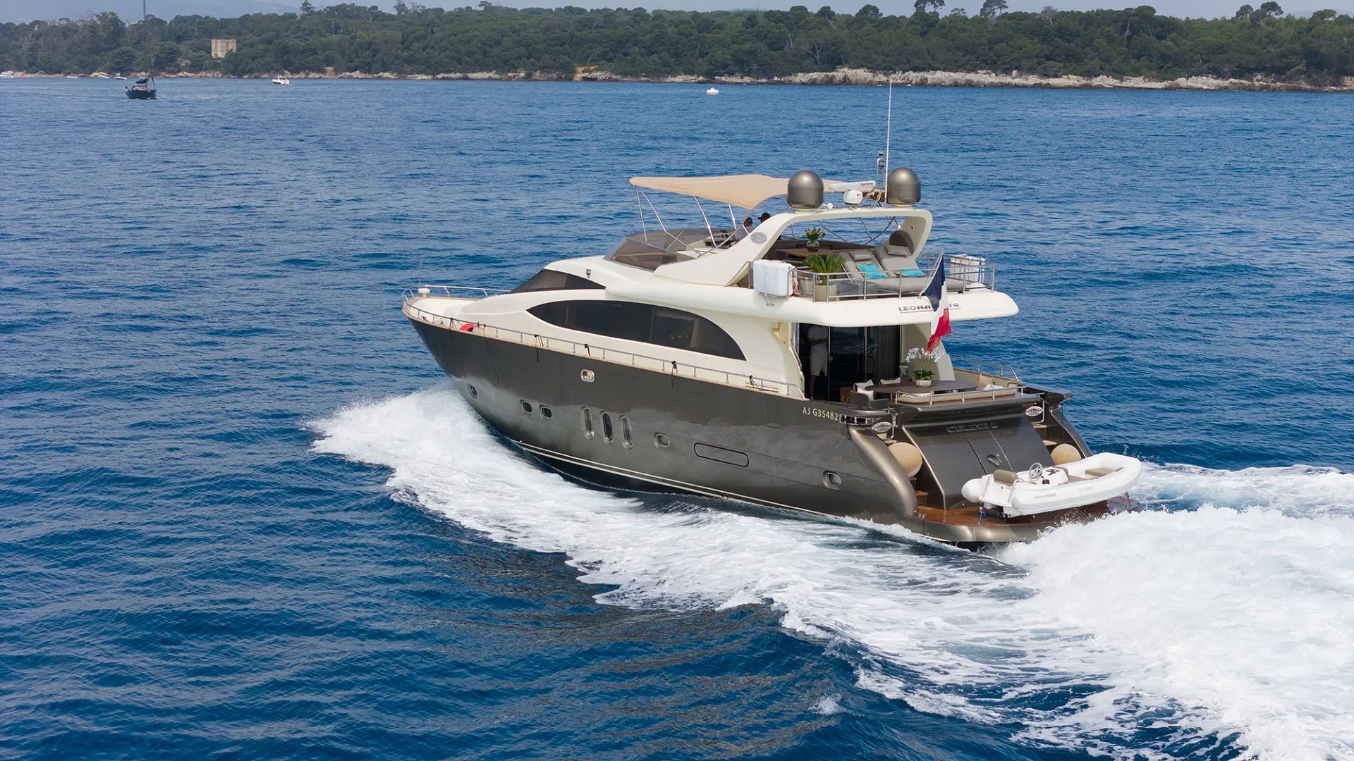 Rental rental LEONARD 74