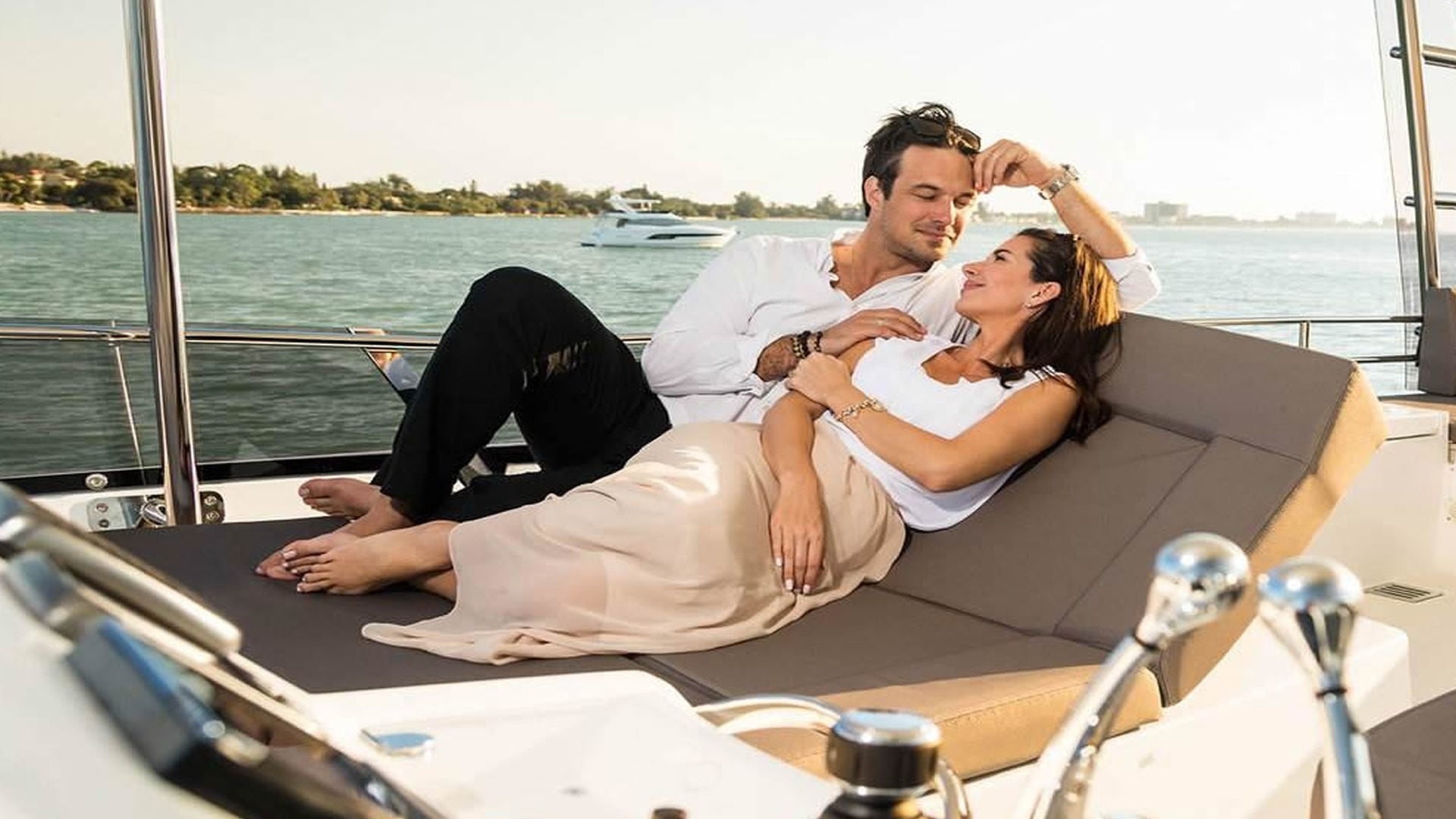 Location yachts Jeanneau Prestige Fly 560