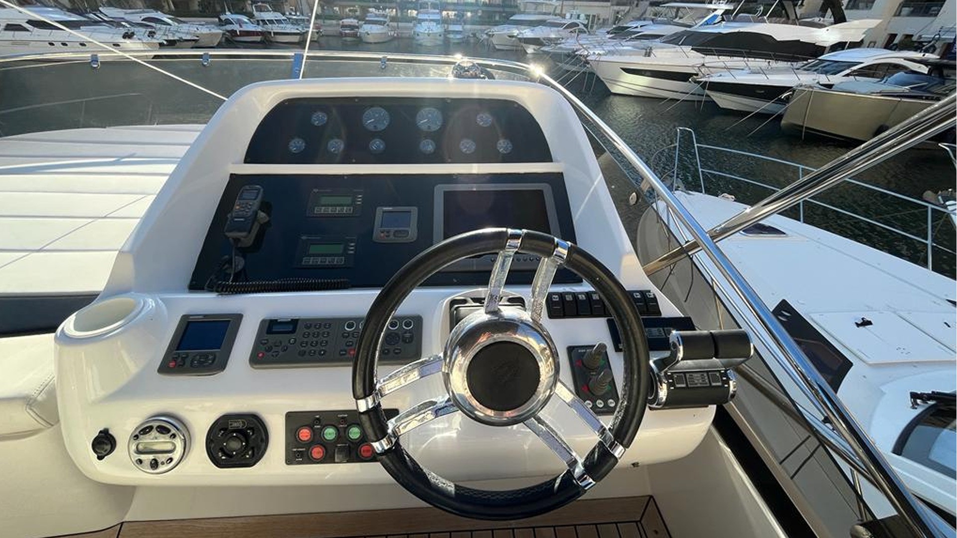 Location location SUNSEEKER MANHATTAN 56 AVEC STABILISATEUR