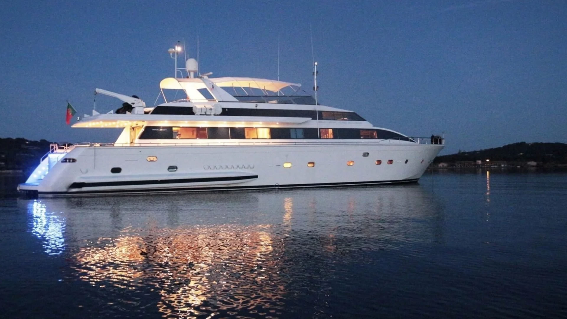 Location yachts Versilcraft 98
