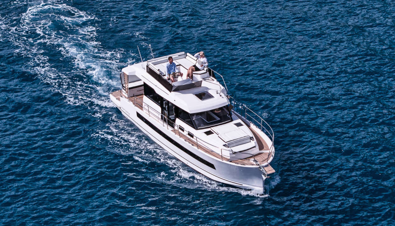 Rental rental Northman Trawler 1300