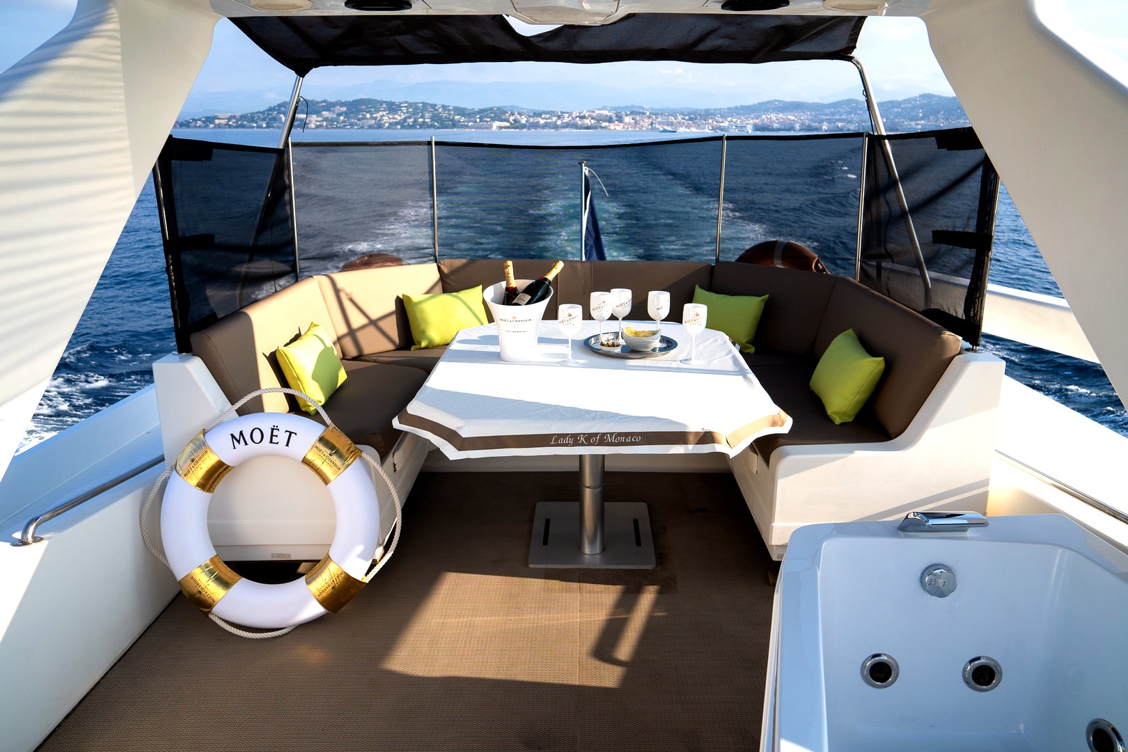 Location yachts FALCON 80S