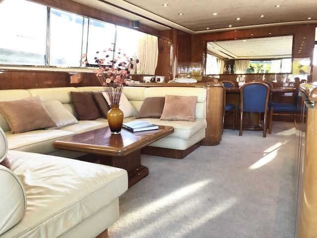 Location yachts FALCON 80S