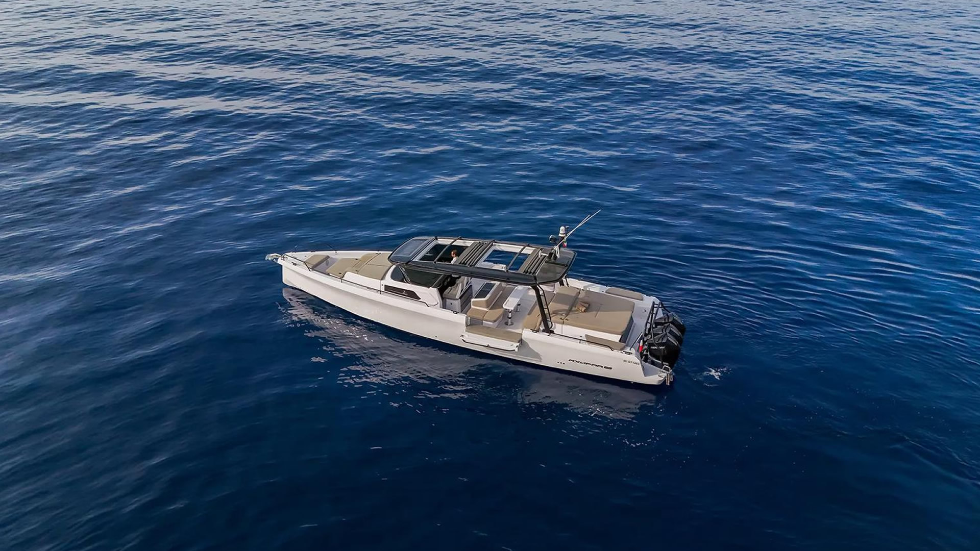Rental rental AXOPAR 45