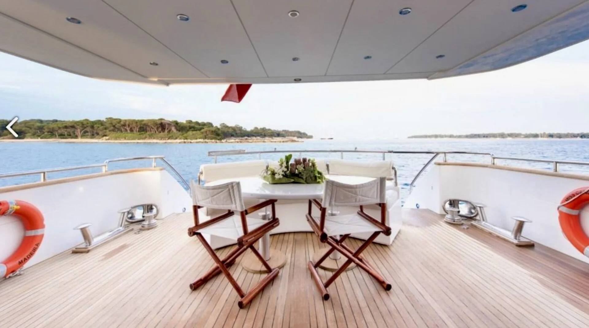 Yachts charter Versilcraft 98