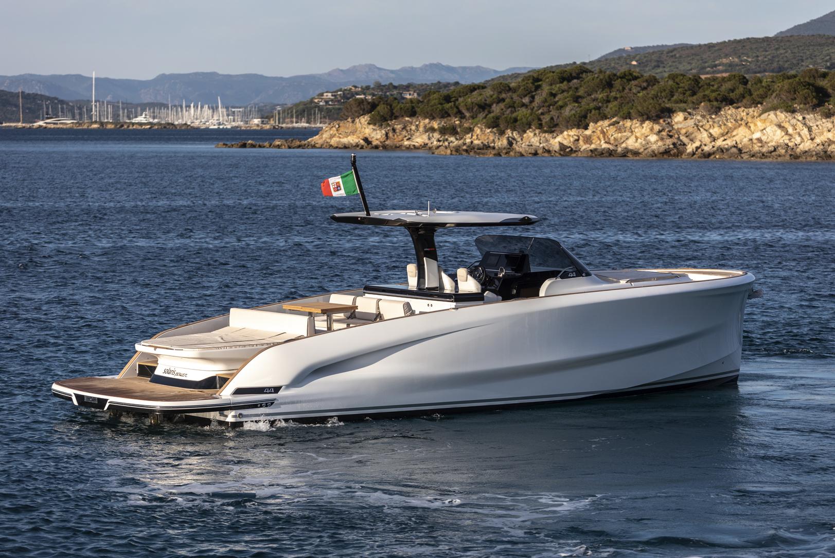 Rental rental SOLARIS 44