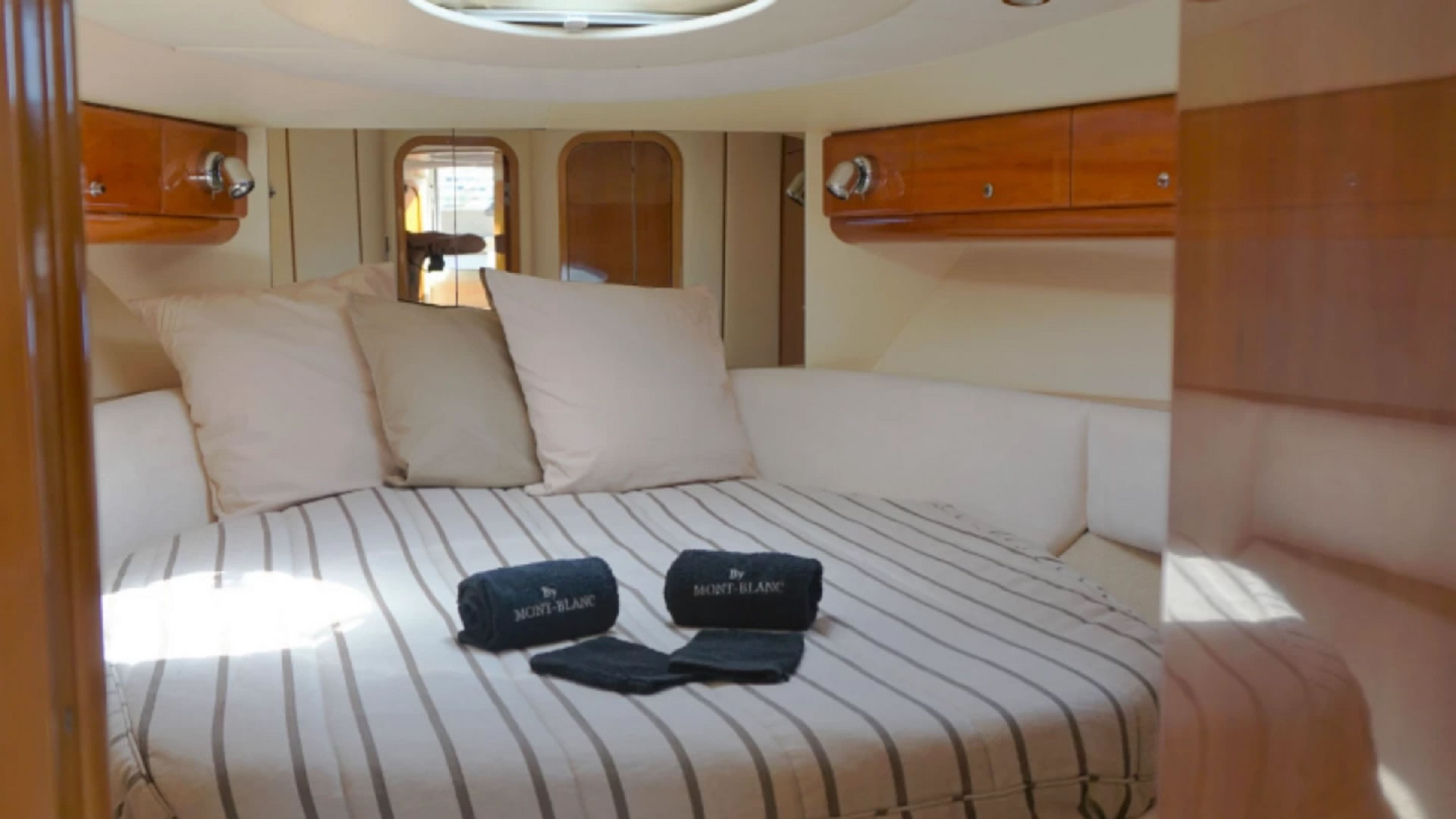 Rental rental Princess V55