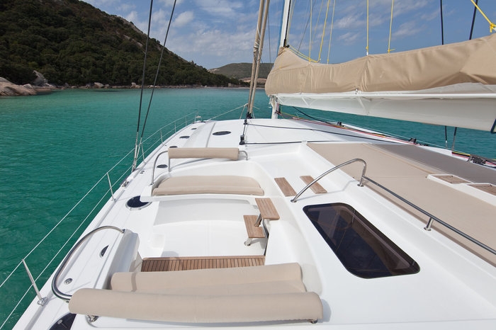 Catamarans rental CATAMARAN MD20