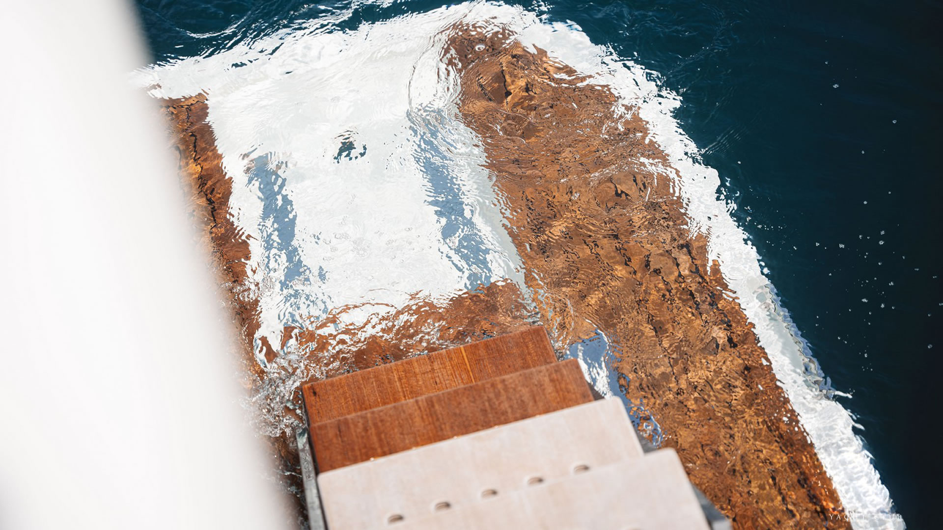Location yachts Jeanneau Prestige Fly 590