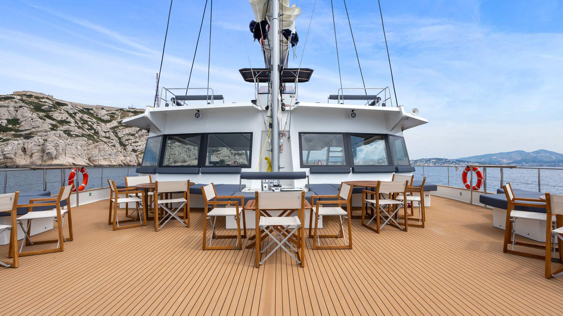 Rental rental CATAMARAN XT 180