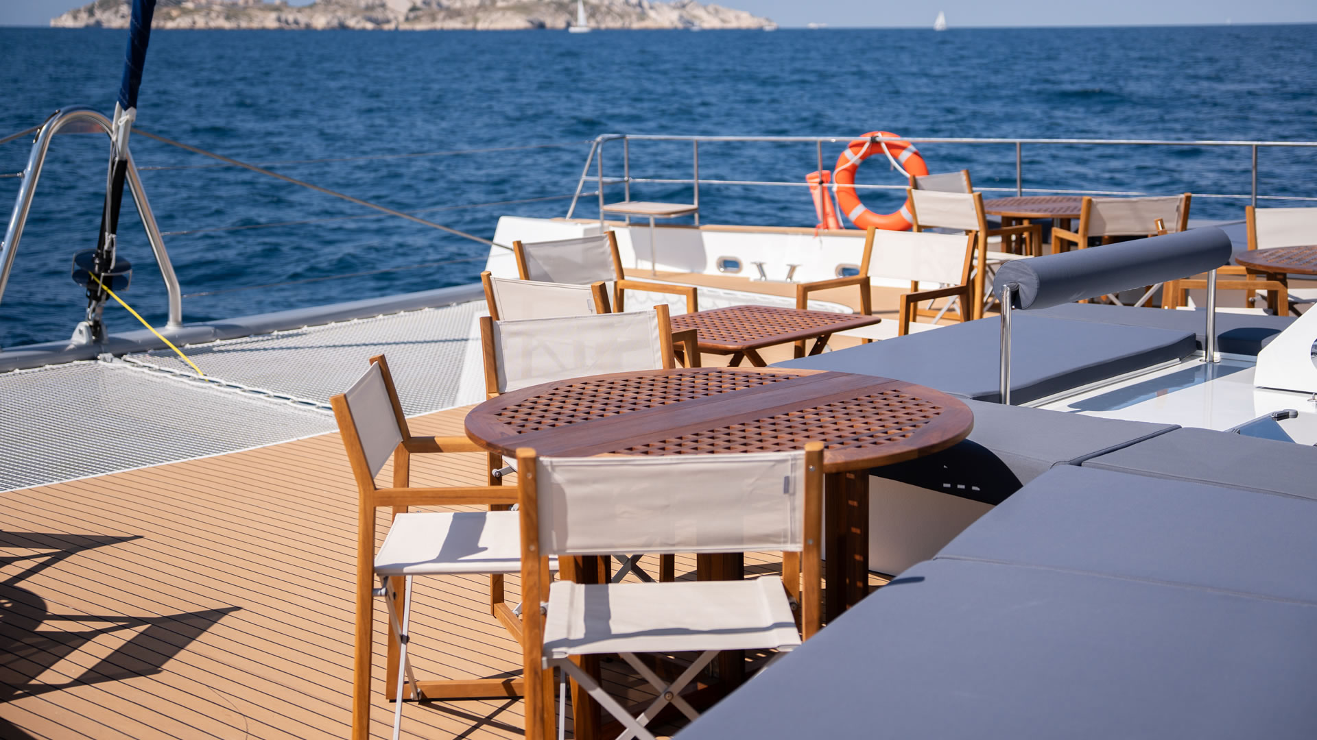 Rental rental CATAMARAN XT 180