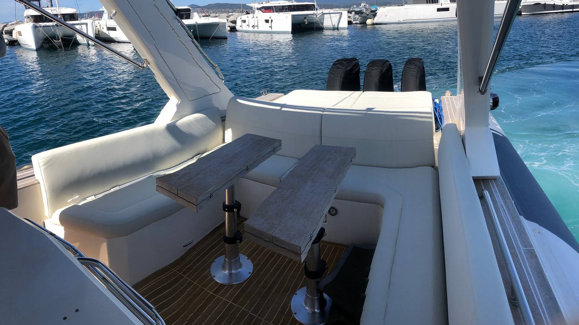 Location bateaux Nuova Jolly Prince 43