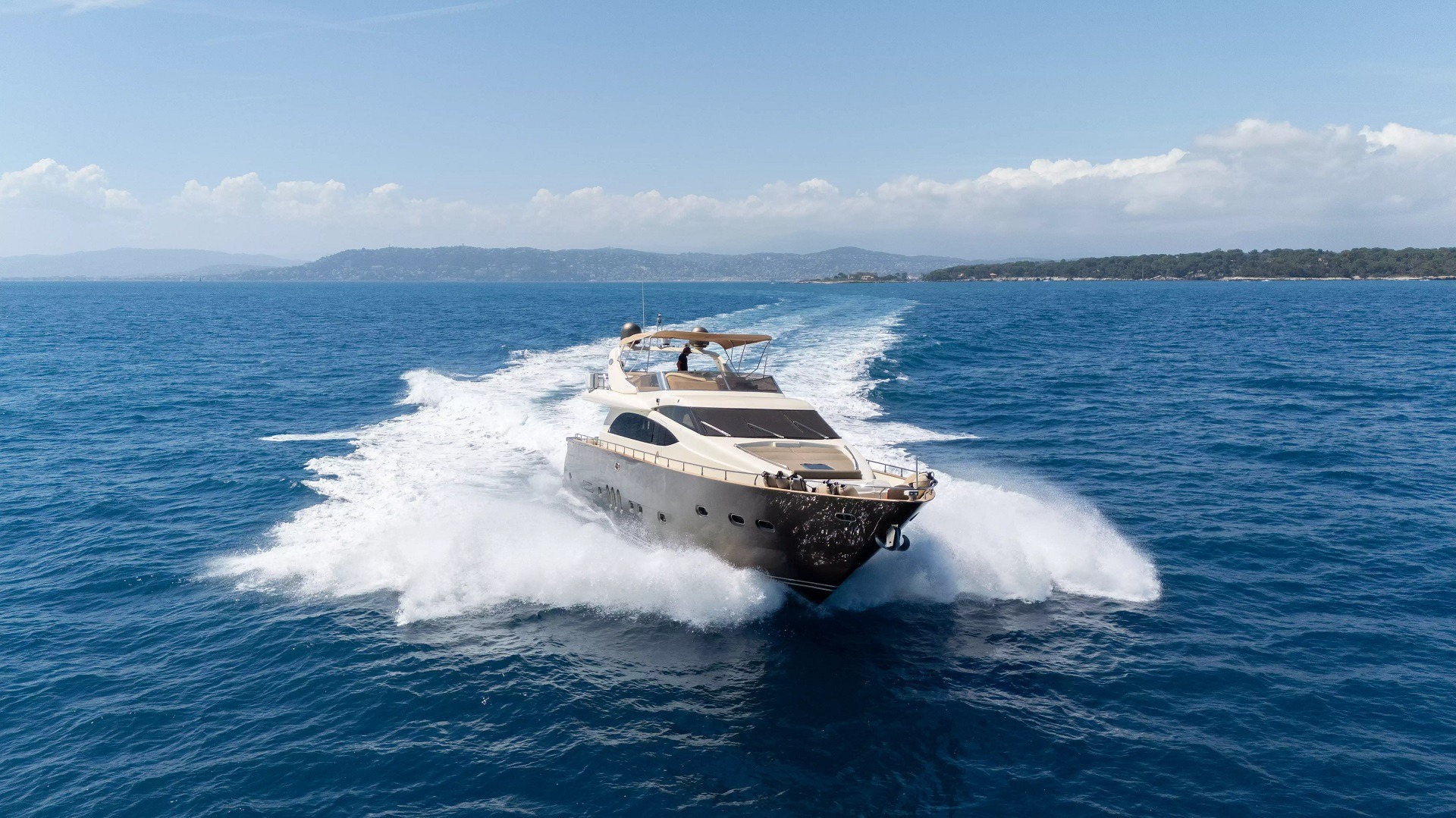 Rental rental LEONARD 74