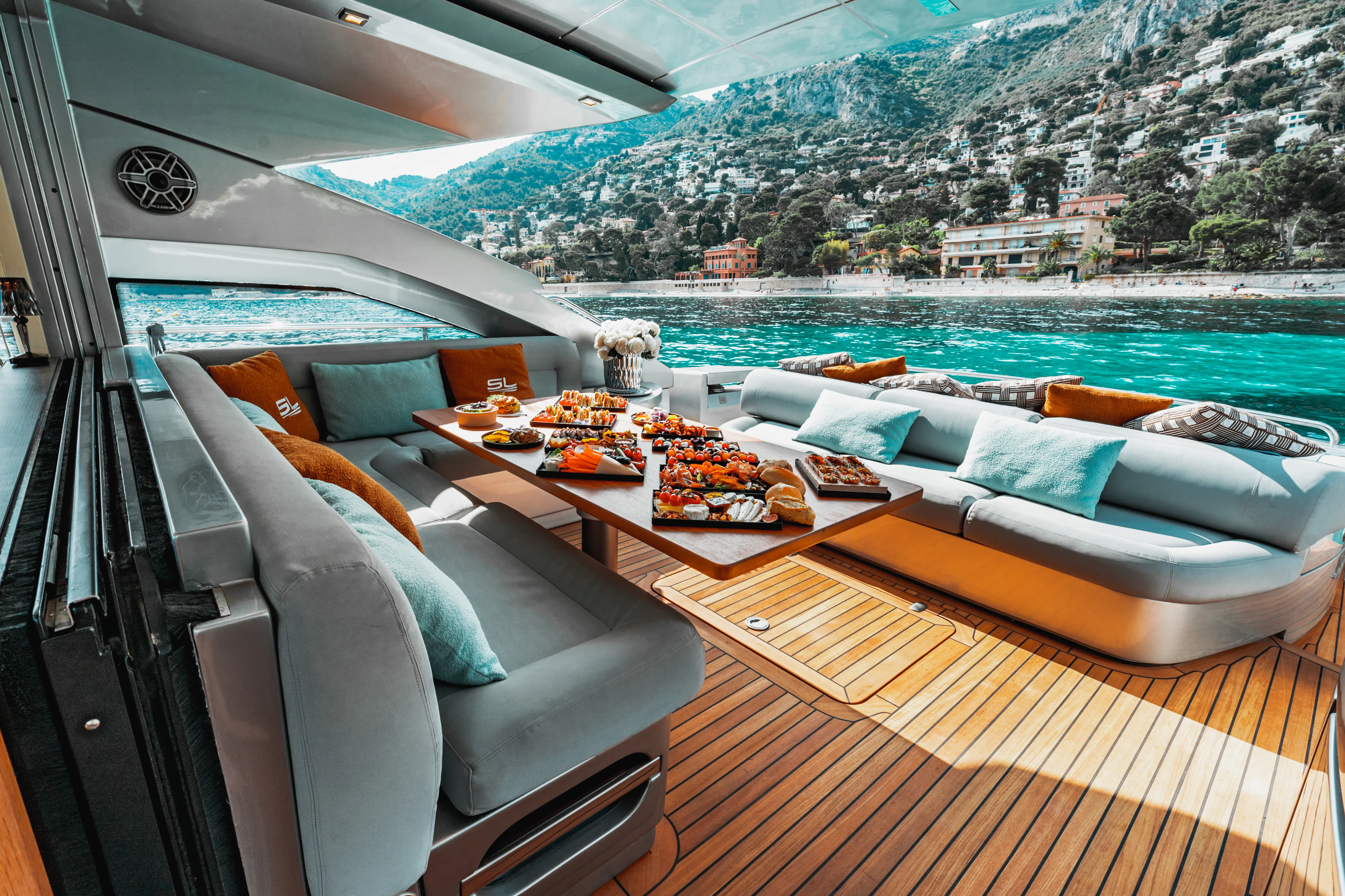 Rental rental PERSHING 64