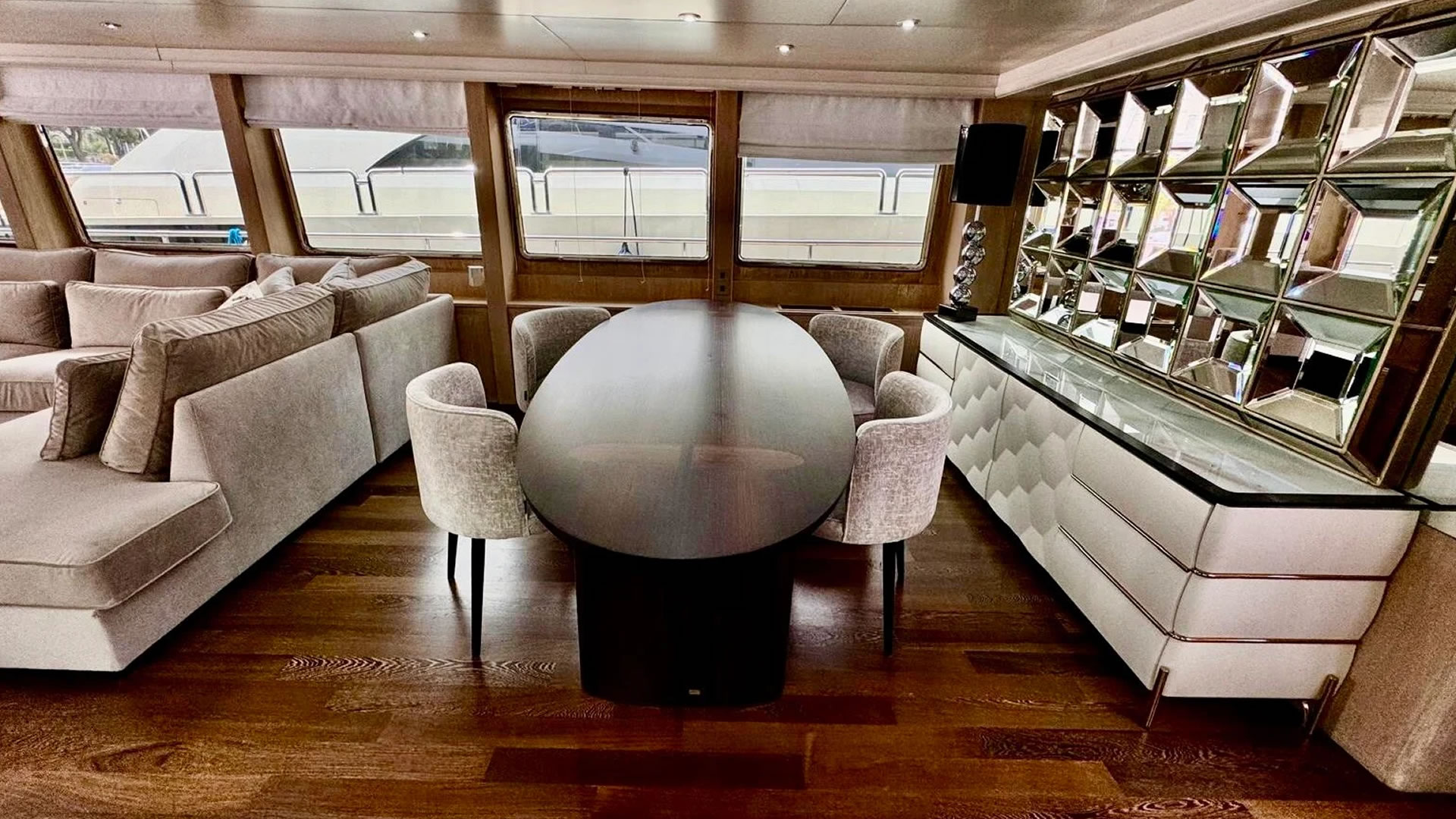 Location yachts Technomarine 103