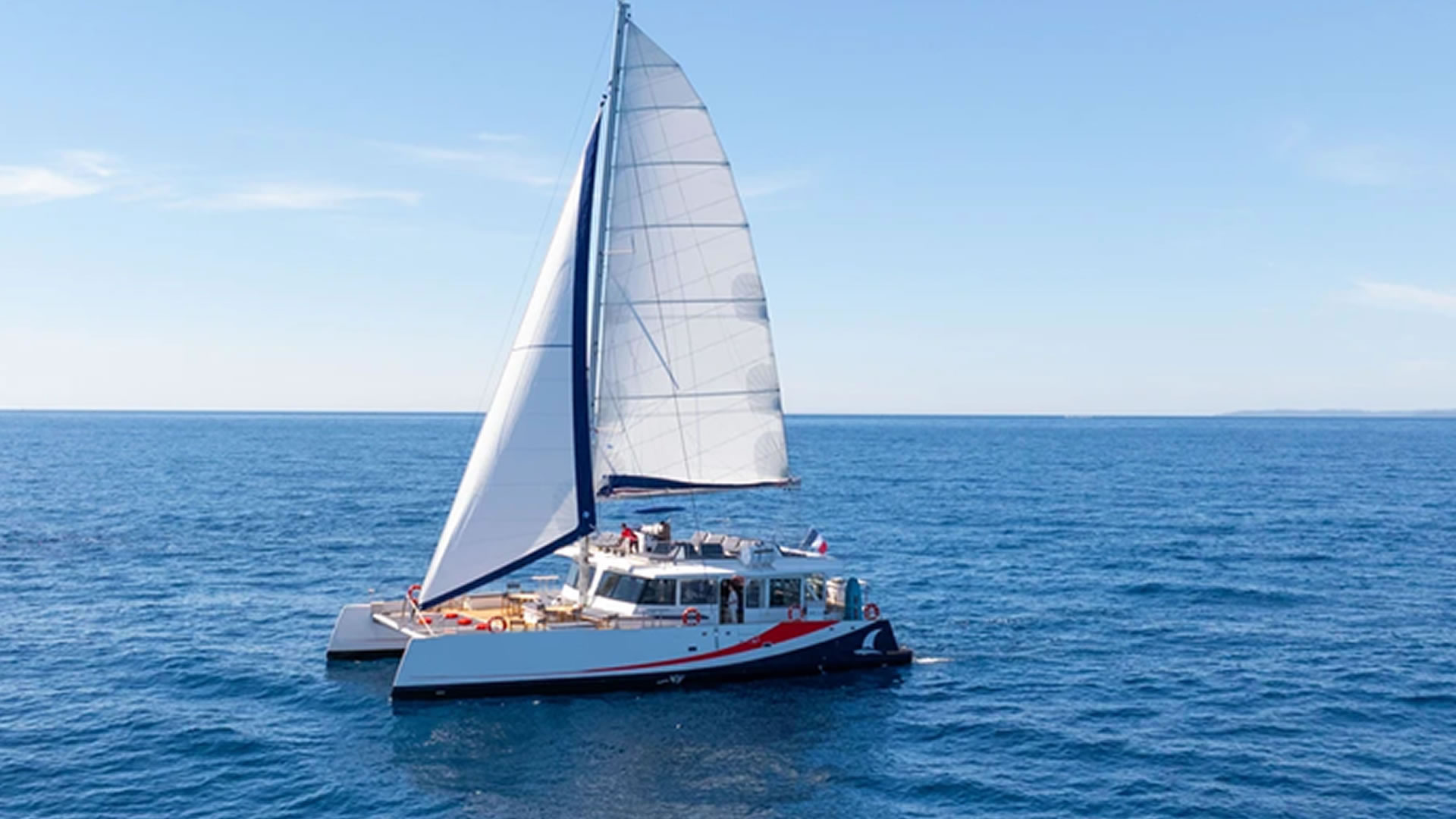 Location location CATAMARAN XT 140
