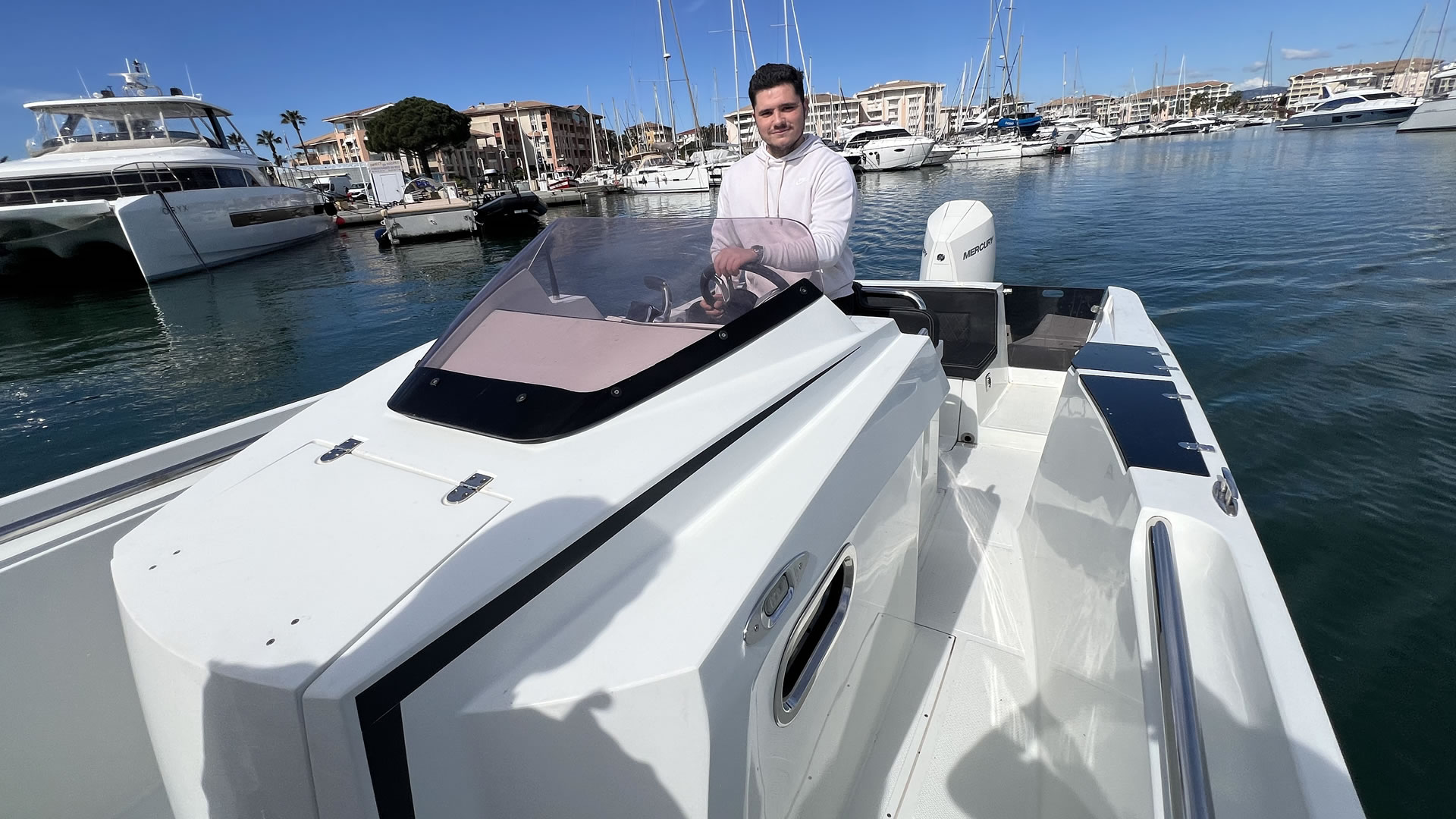 Rental rental  Pacific Craft 47 RX
