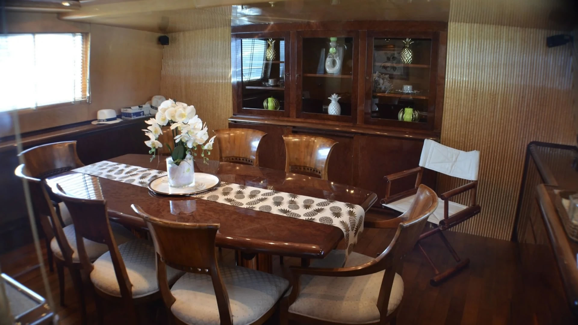 Location yachts Versilcraft 98