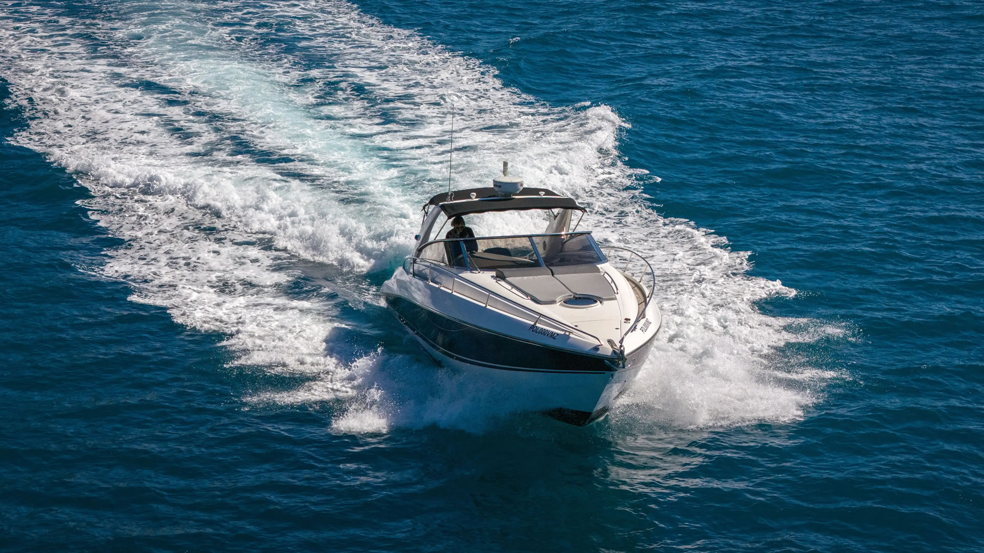 Rental rental SUNSEEKER SUPERHAWK 43