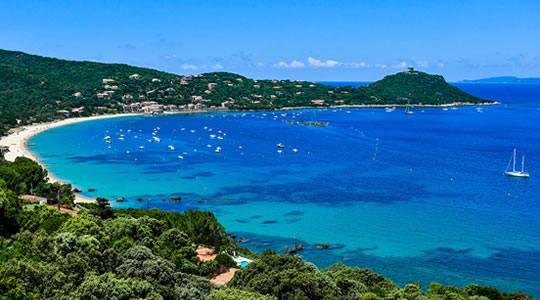 Plage de Campomoro
Crédit photo : https://lacorsedesorigines.com/
