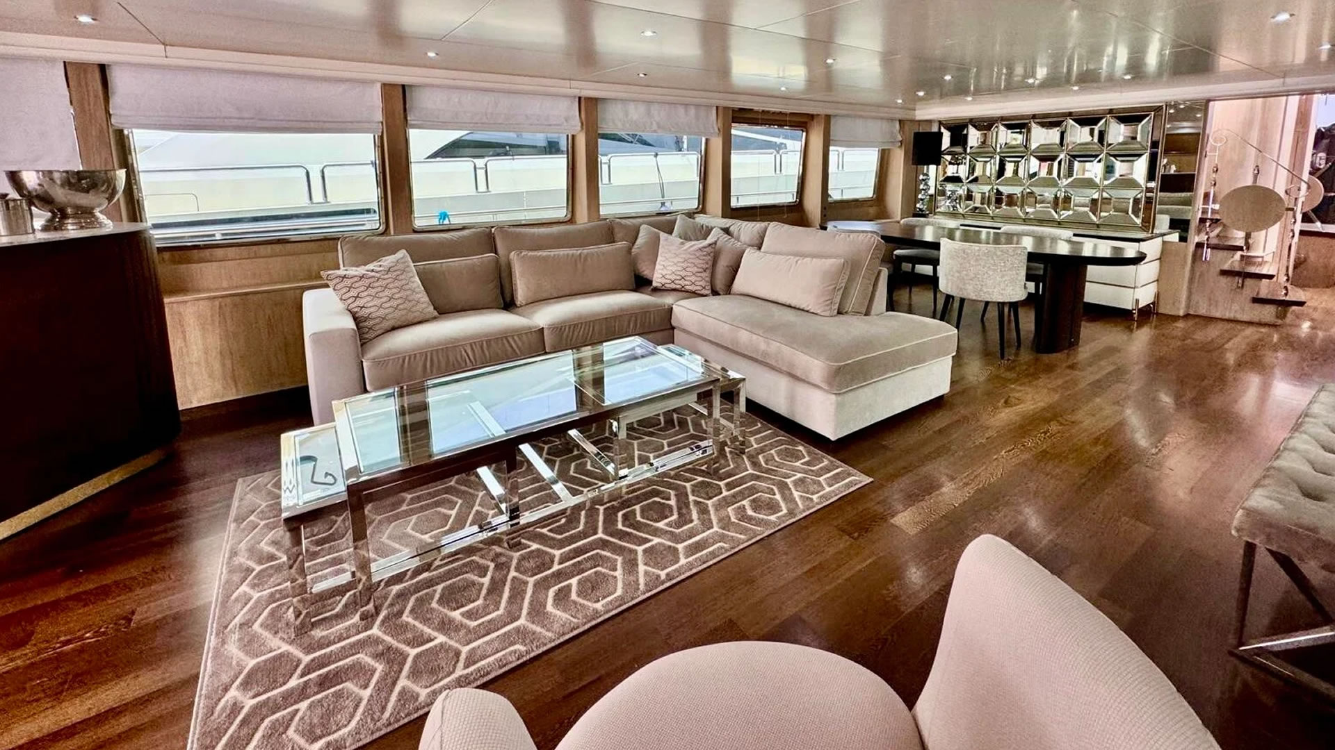 Location yachts Technomarine 103