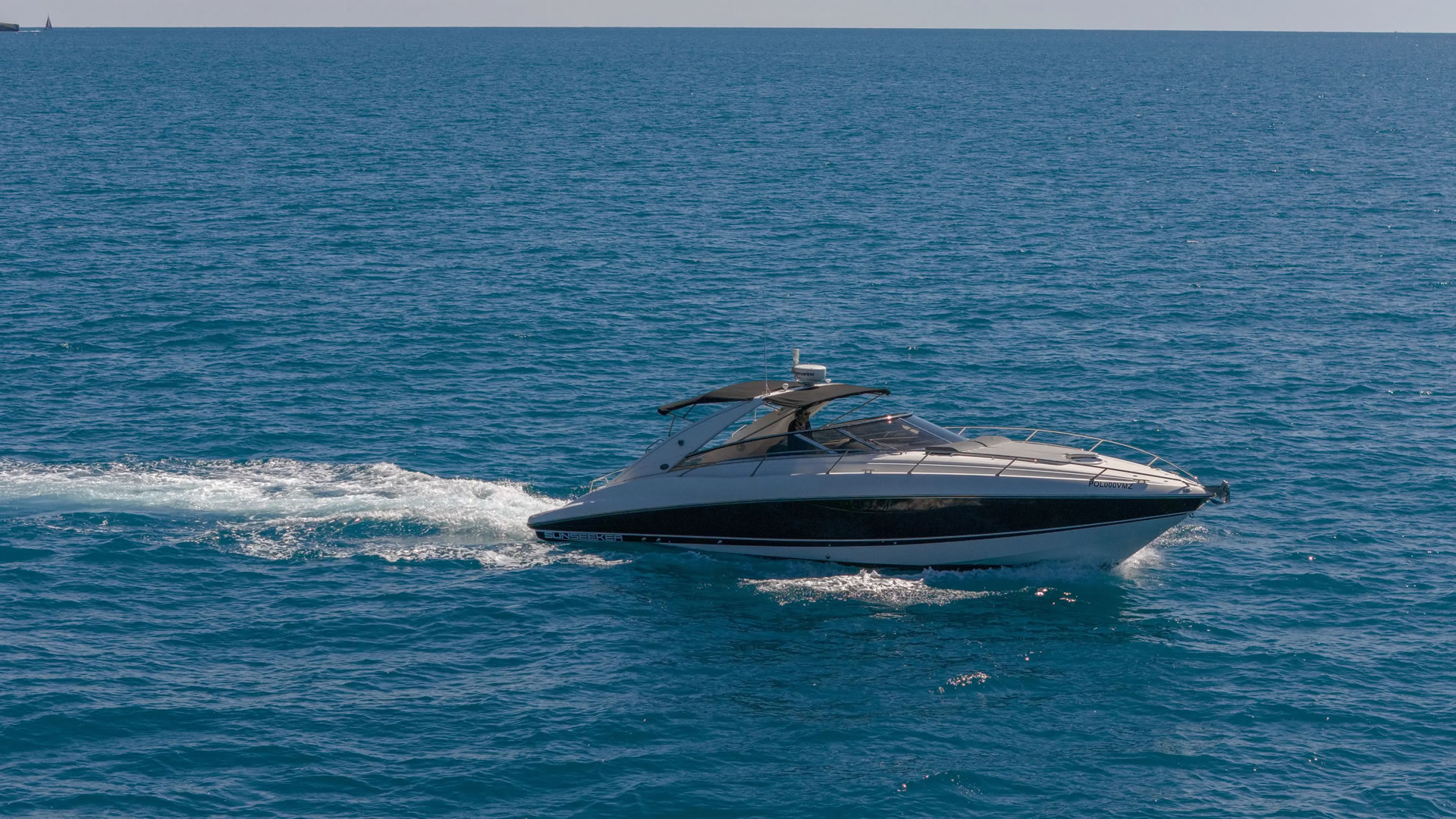 Rental rental SUNSEEKER SUPERHAWK 43