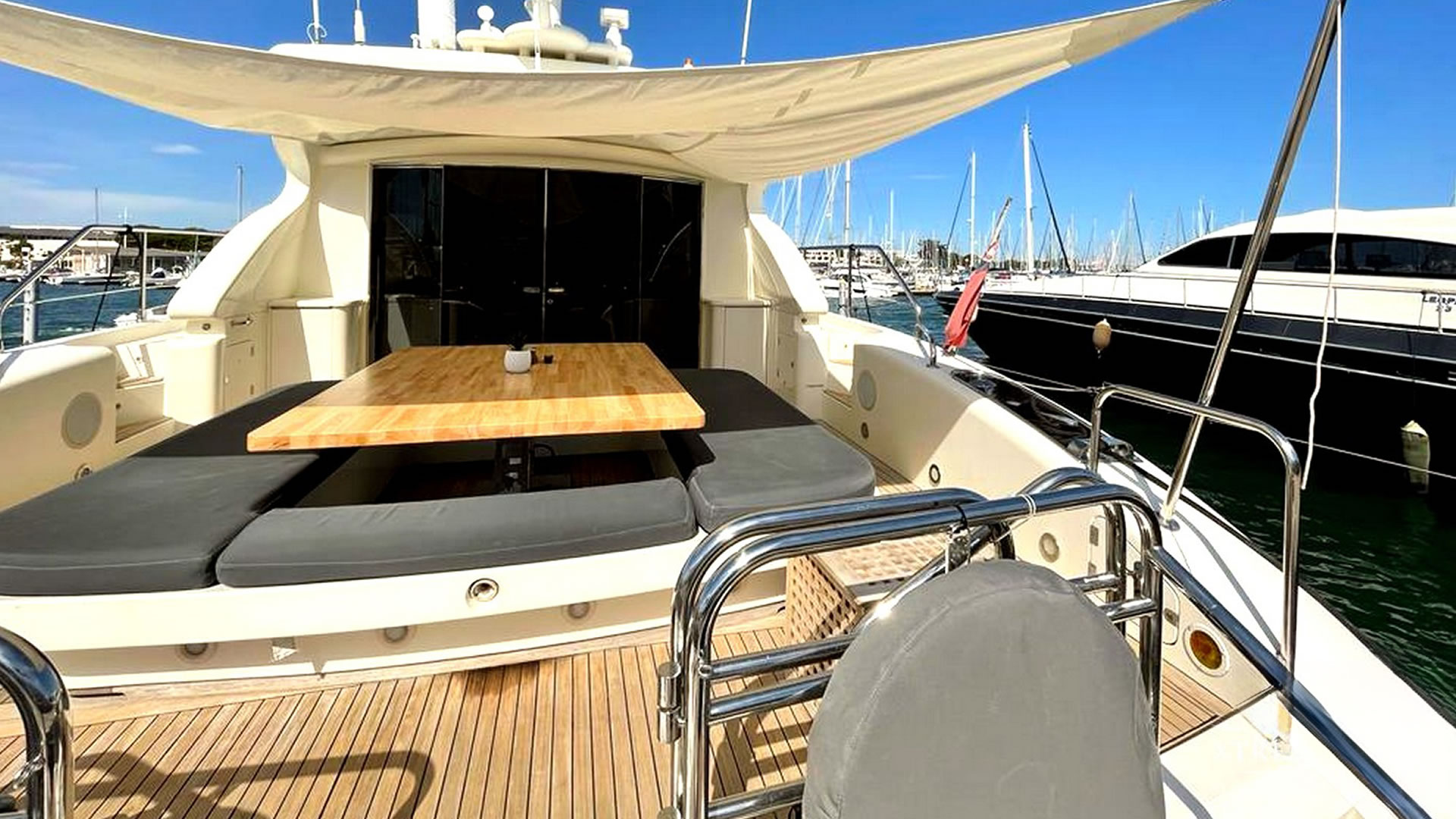 Location yachts Leopard 24