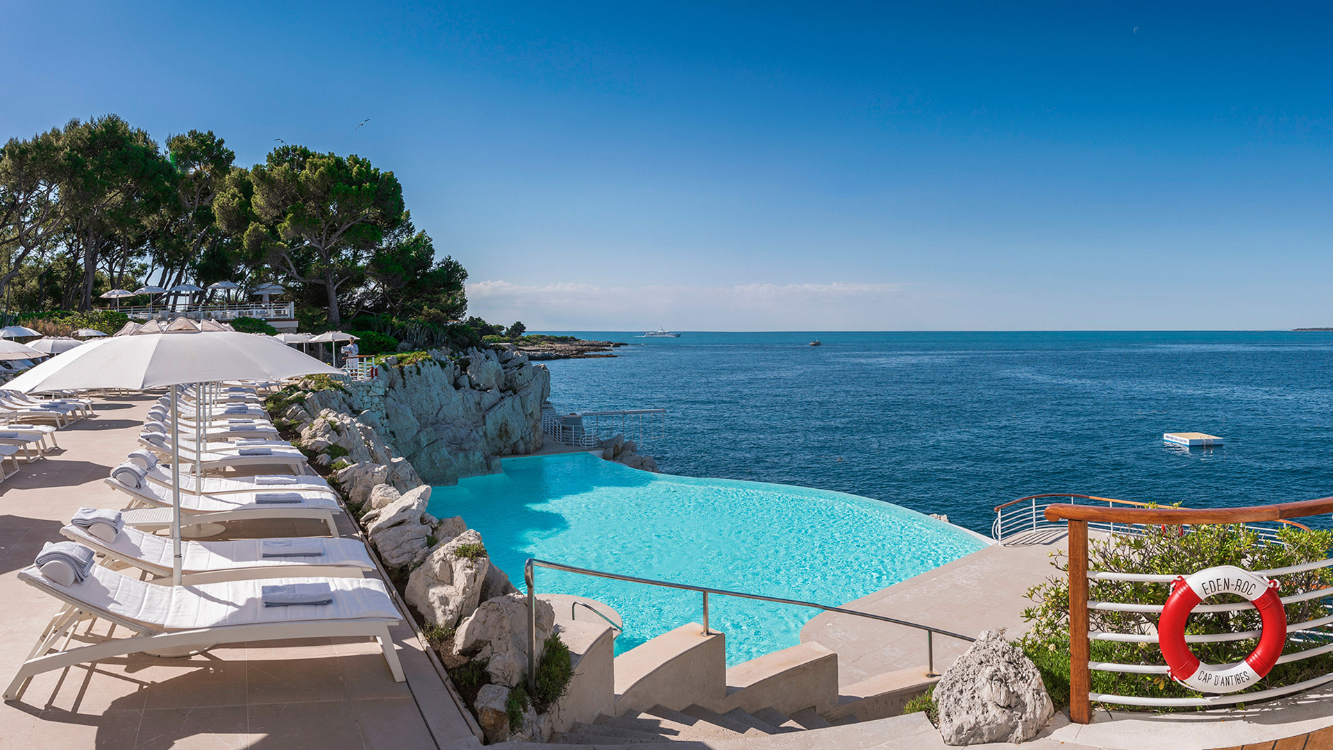 Location transfert Eden Roc Antibes