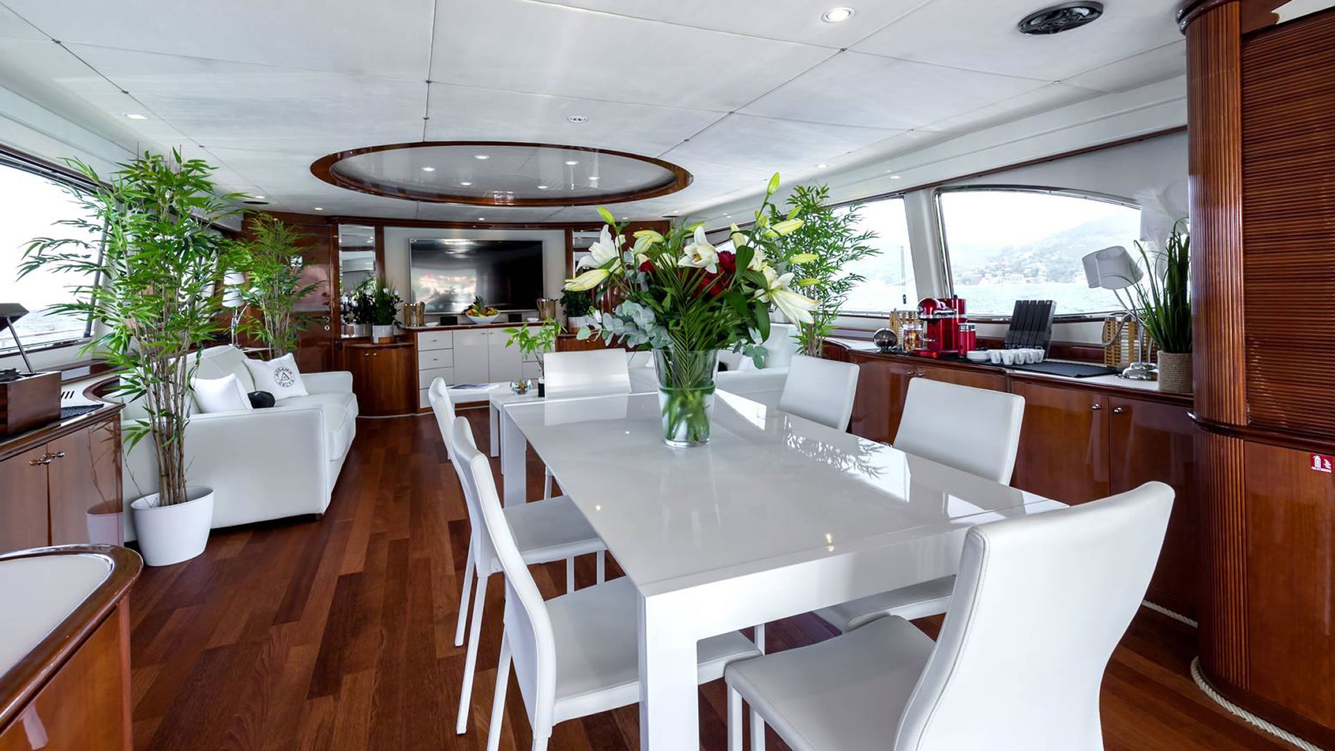 Location yachts AZIMUT 100