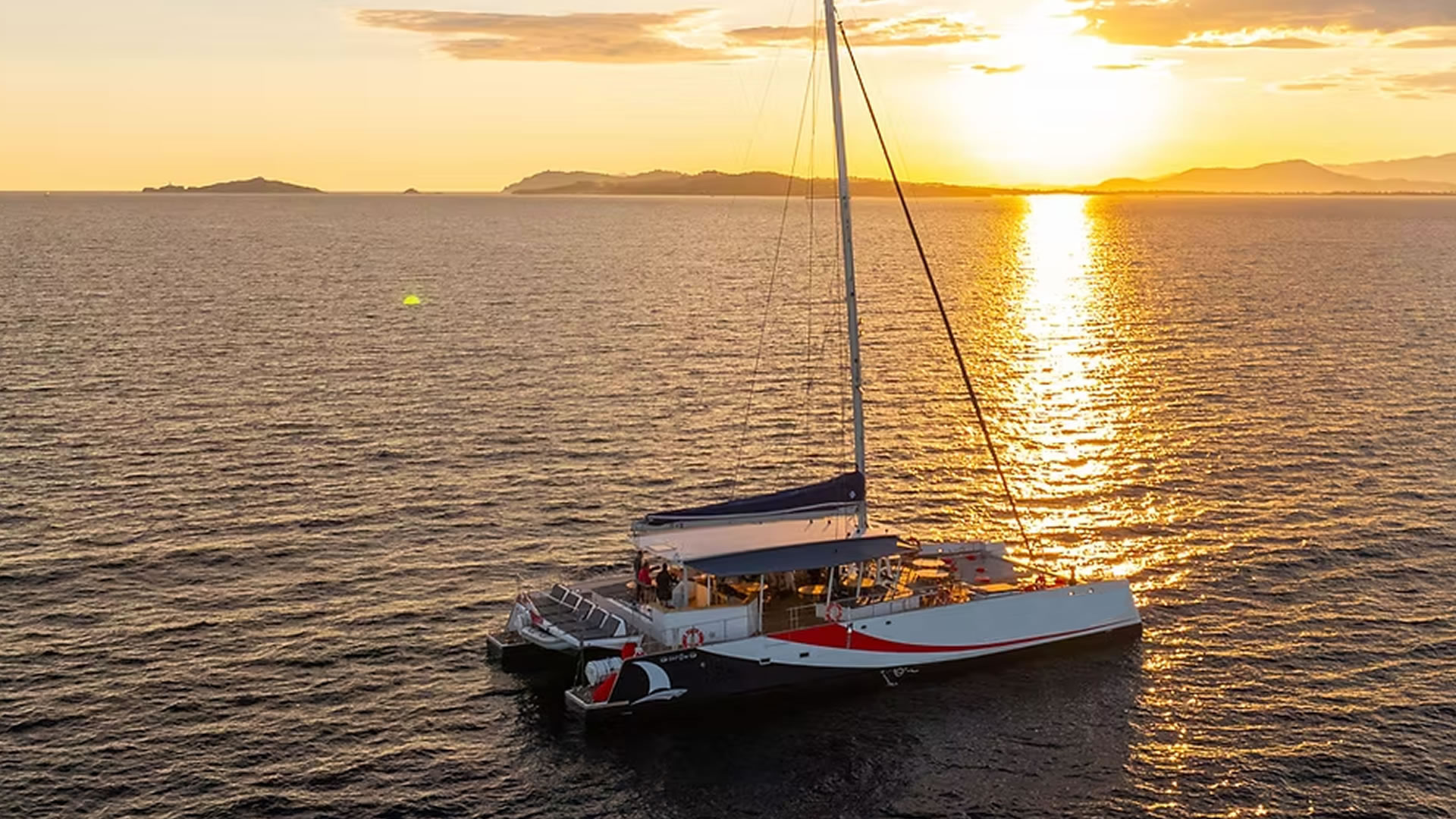 Location location CATAMARAN XT 40