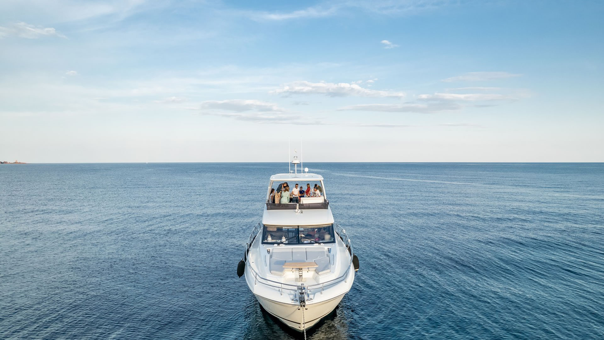 Location yachts Jeanneau Prestige Fly 590