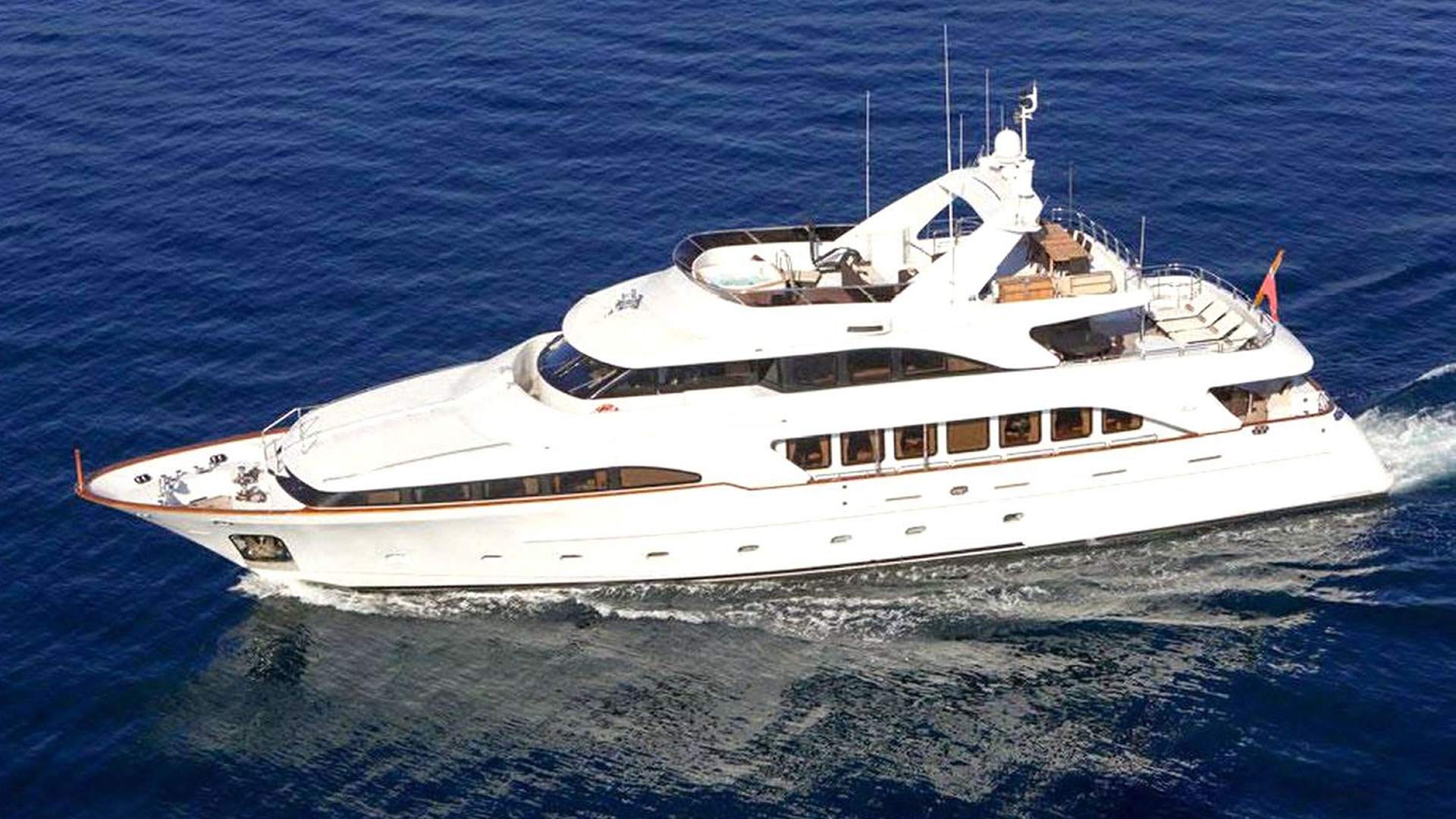 Location yachts BENETTI 115