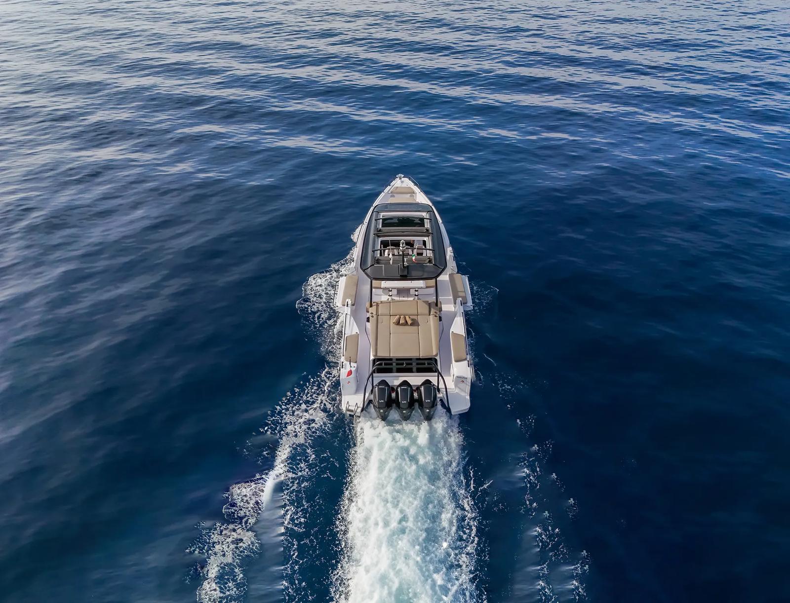 Rental rental AXOPAR 45