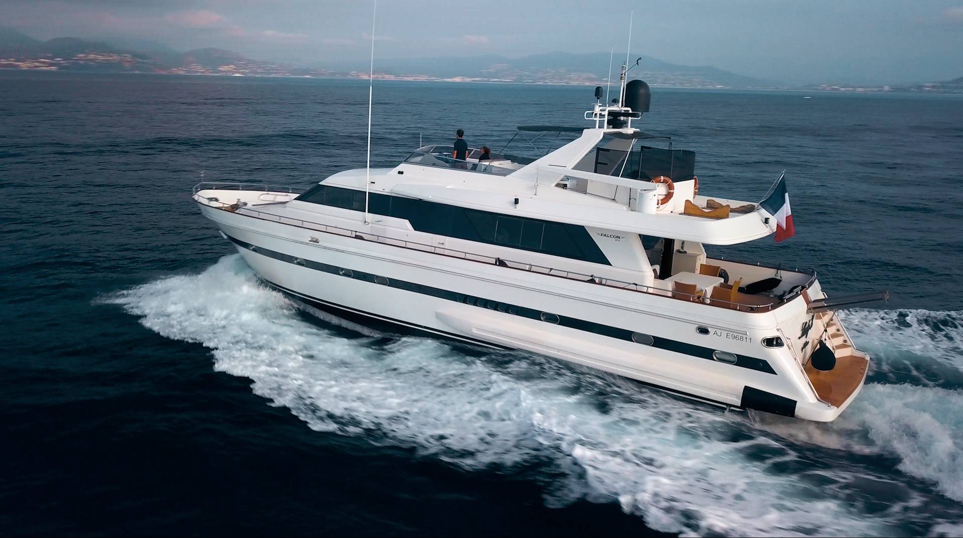 Location yachts FALCON 80S