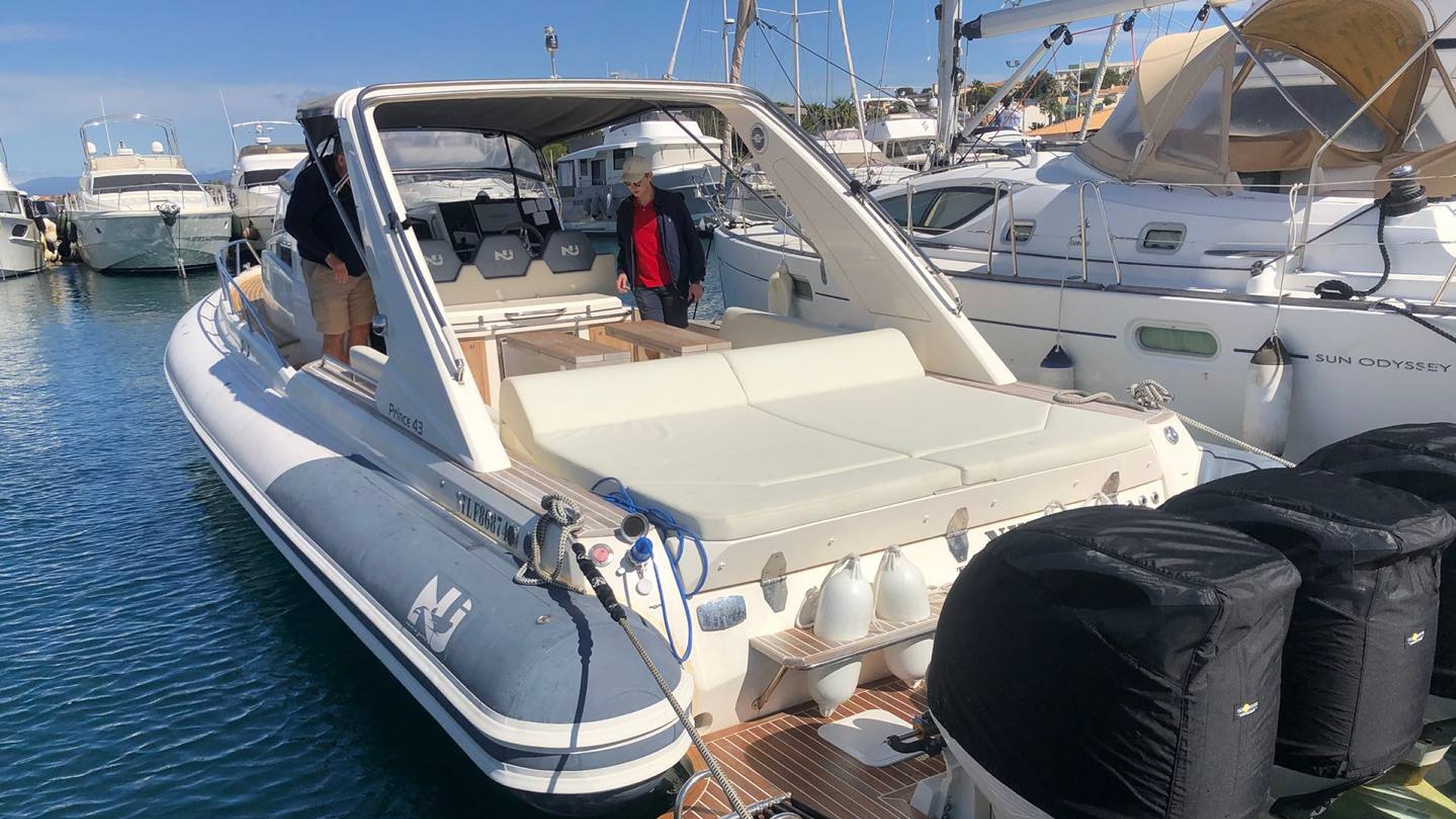 Location bateaux Nuova Jolly Prince 43