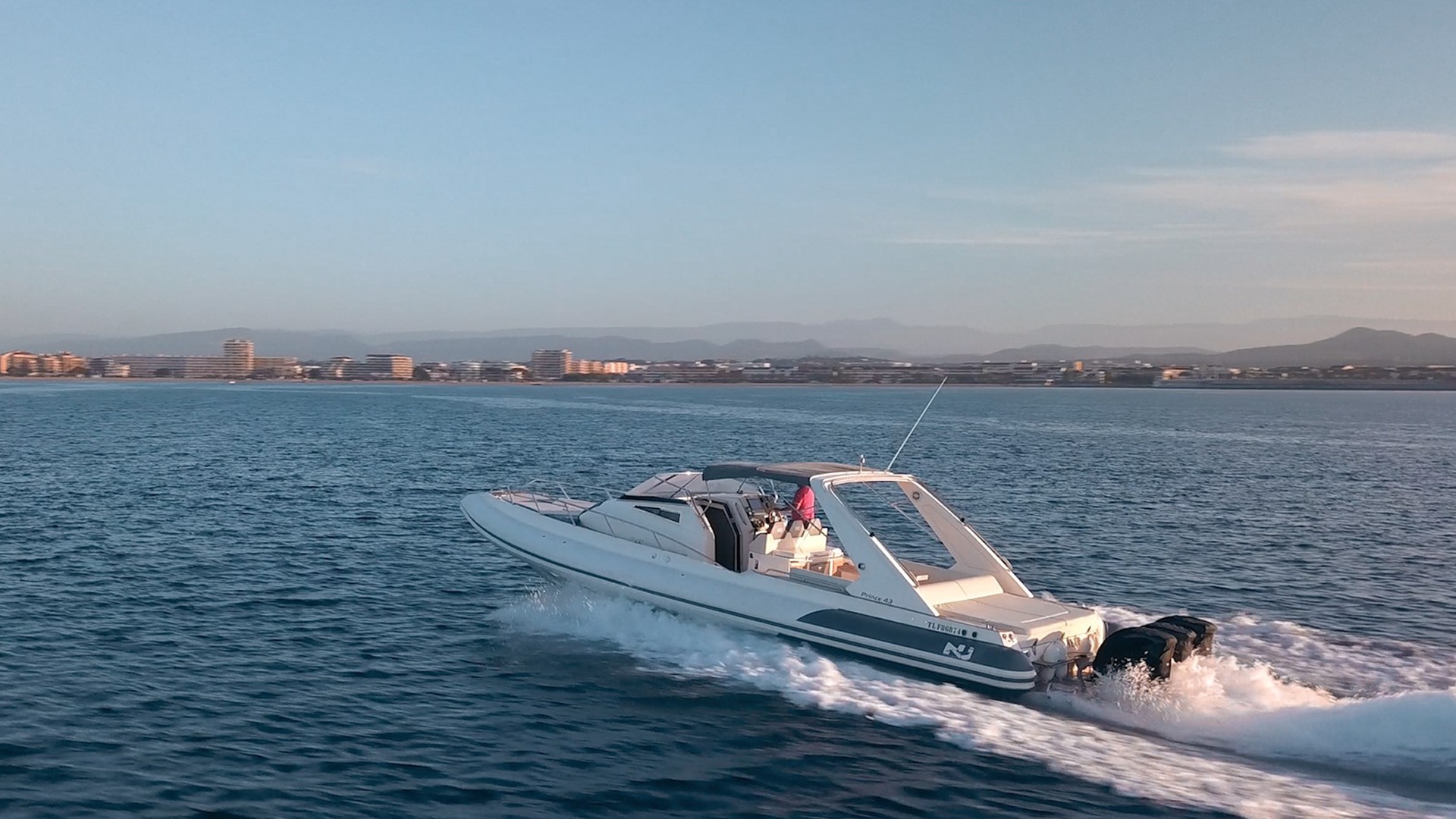 Location bateaux Nuova Jolly Prince 43